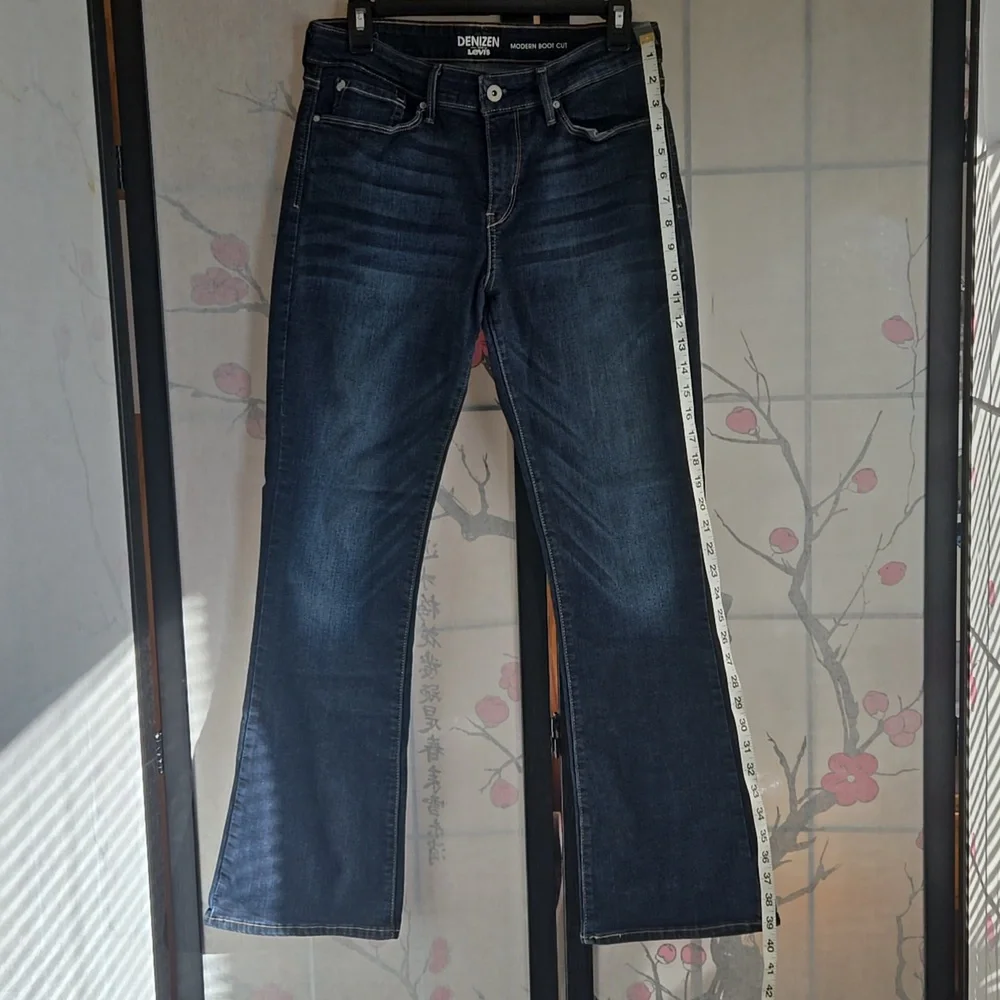 Denizen From Levis Women's Modern Boot Cut Dark Blue Denim Jeans Size 10 - Picture 10 of 12